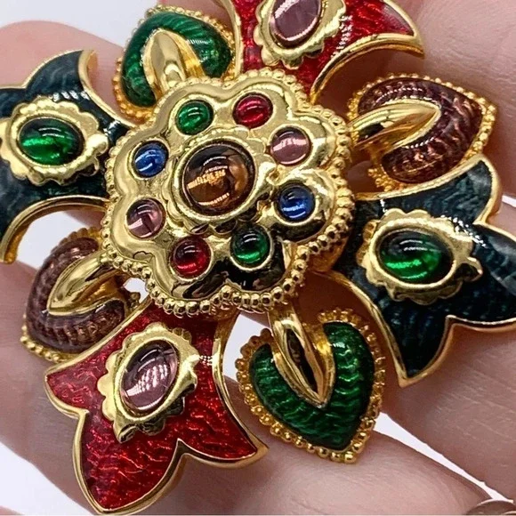 Joan Rivers Cabachon and Enamel Maltese Cross Brooch - Picture 6 of 7